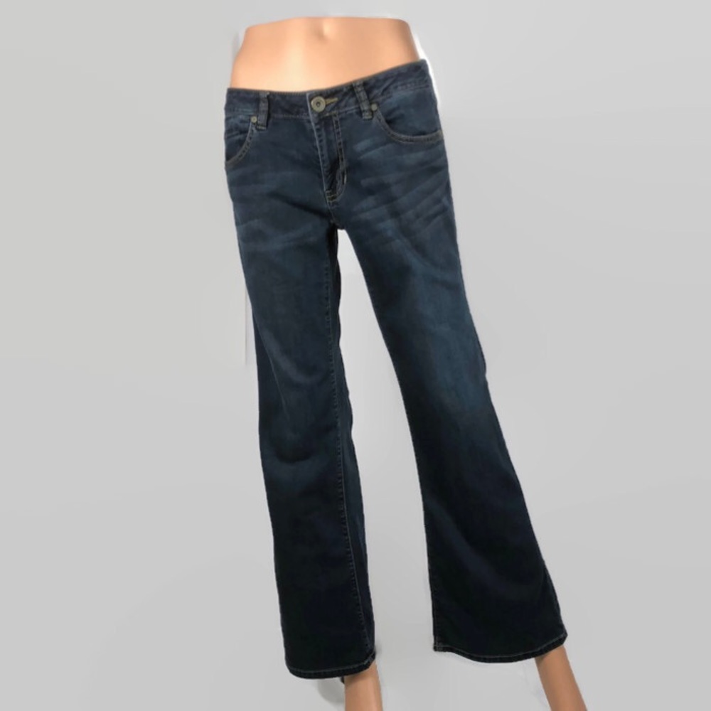 CAbi Stretch Bootcut Denim Zoe Jeans Size 6 NWT